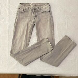 Grey white wash jeans in good condition size 3